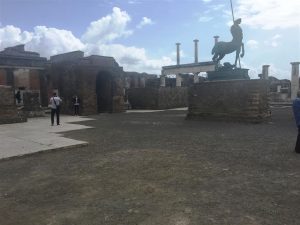 Pompeii 2 (Large)