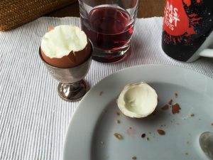 Egg in cup (Large)