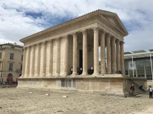 Maison Carree (Large)