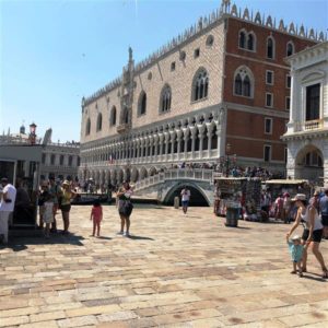 Doges Palace in Venice (Medium)
